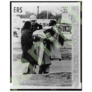  1965 State trooper, Selma to Montgomery Negro marchers 