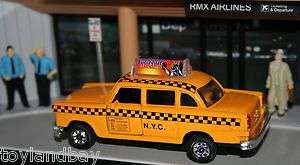 NYC New York City Old Yellow Checker Taxi Cab 1/43 Scale Diecast Metal 
