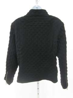 You are bidding on a DEBRA DEROO Black Quilted Zip Up Jacket Coat in a 