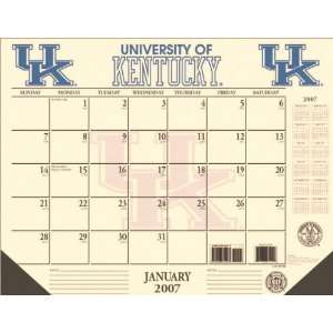 Kentucky Wildcats 22x17 Desk Calendar 2007  Sports 