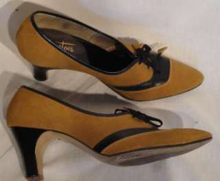   Vintage Mementoes Gold Suede & Black Shoes 4B Pointed Toes  