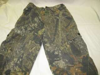 Used Mossyoak Camo Pattern 6 Pocket Pants Size Small 28/30  