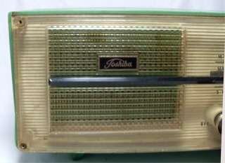 Vintage 1960s Toshiba 5YC 606 2 Band Super Tube Radio MW SW Phono 
