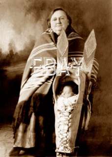 SIOUX NATIVE AMERICAN INDIAN WHITE CAPTIVE WITH CRADLE BOARD & PAPOOSE 