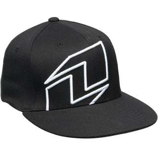   flex fit casual hat color black white style 82610 099 001 size youth