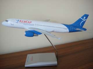 100 Aercap Airbus A320 200 plane Model wooden Stand  