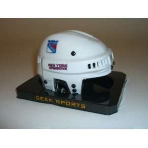  Seek NHL New York Rangers Mini Hockey Helmet   New, comes 