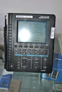Tektronix THS730A Handheld Oscilloscope include 2 probes and one 