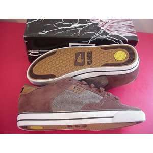 Globe Haslam Sabaton Skateboard Shoes Brown with White accent Size 12 