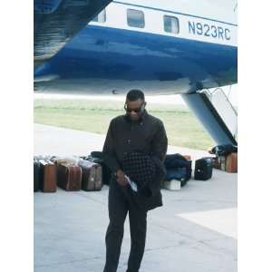  Ray Charles Beside His Private Jet Music Premium Poster 