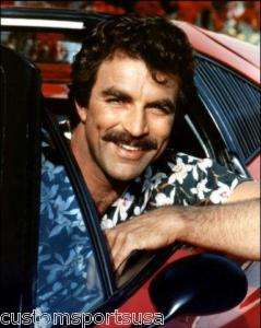 TOM SELLECK Magnum PI 8 x 10 Glossy Photo P.I.  