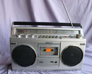   works, the volume is staticy when you turn it. 2 band Cassette corder
