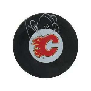  Theoren Fleury Autographed Calgary Flames Puck Everything 