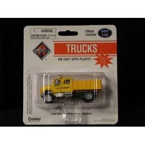  International 4900 Stakebed Truck Yellow 4033 88 Toys 