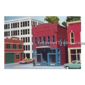  Smalltown USA HO Scale Kevins Toy Store Kit Toys & Games