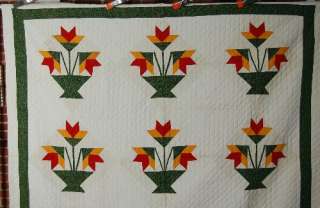 This CRISP, STURDY cotton 1870s Carolina lily quilt is hand pieced 