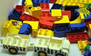 LOT of 100% LEGO DUPLO Specialty Building Blocks Base Plate Windows 