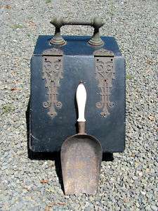 Antique English Coal Scuttle w/ original shovel   AS IS  