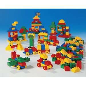  LEGO DUPLO Town Pack with Storage Bin   Set of 219 Pieces 