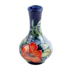  Old Tupton Ware Hibiscus   4 Inch Vase, Type M