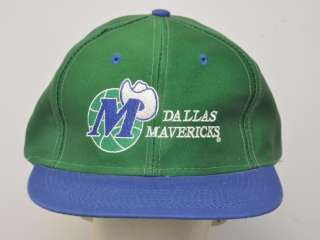 Vintage 90s Dallas Mavericks Snapback Hat/Cap  