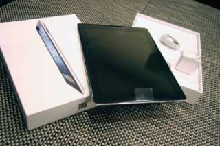 MINT Black Apple iPad 3rd Generation 16GB, Wi Fi, 9.7in FAST SHIPPING 