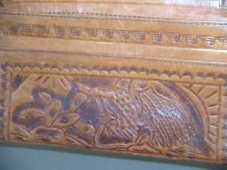 VINTAGE HAND TOOLED LEATHER PURSE LEATHER POCKETBOOK W/ EAGLE FRONT 