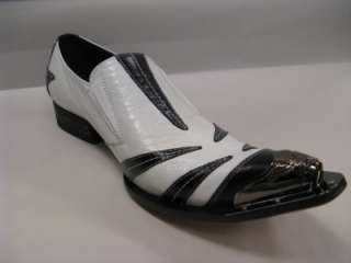 New In Box Mens Fiesso White/Black,Pointed Toe,Metal Tip,Slipon Shoes 