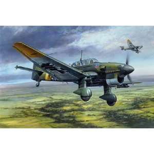   Junkers Ju87B2/R2 Stuka Luftwaffe Dive Bomber (Plastic Mo Toys