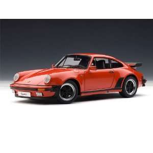  1986 Porsche 911 3.3 Turbo 1/18 Guards Red Toys & Games