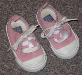 Baby Gap Pink Sneakers girl 4  