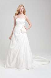 Wedding Dresses   Bridal Gowns and Dresses  