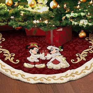 Disney World Mickey & Minnie Victorian Christmas Tree Skirt NEW  
