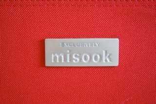 This auction is for an Exclusively Misook Cosmetic Case. This is a 