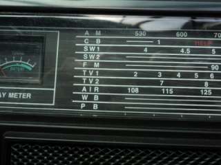 VENTURER MULTIBAND PORTABLE RADIO AC/DC RADIO SHORT WAVE RADIO  