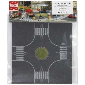  Busch 1102 Roundabout Toys & Games