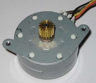 For closer detail of the motor, please click on the pictures below.