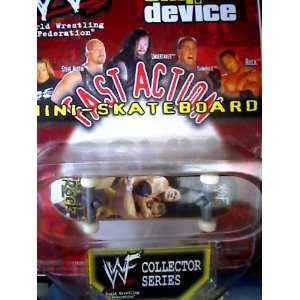  The Rock Fast Action Mini Skateboard   1999 WWF World Wrestling 