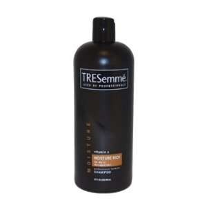   For Dry or Damaged Hair by Tresemme for Unisex   32 oz Shampoo Beauty