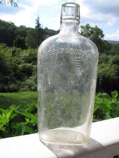 VINTAGE ONE PINT HONEST MEASURE CLEAR WHISKEY FLASK  