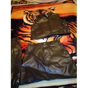  YOUTH LEATHER LOOK ZIPPERED VEST AND SKIRT Everything 