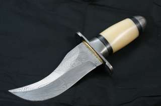 Custom damascus hunting knife. Damascus guard & pomel. Razor sharp 