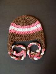 handmade by me in a pet free smoke free home size newborn in stock 