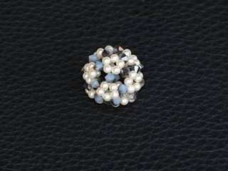 3D Kugel aus echten Swarovski Perlen in white opal sky blue in 