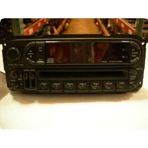  Radio  STRATUS 04 05 Cpe, recvr, AM FM CD player (4 disc 