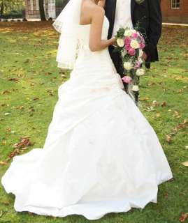 Wunderschönes Brautkleid/Hochzeitskleid von der Kollektion Agnes in 