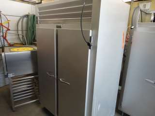 Traulsen 2 door Commercial freezer stainless model # GHT 2 32 NUT 