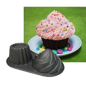  Cute Cupcake Cake Pan
