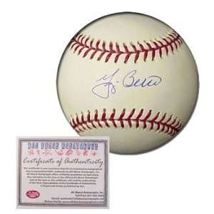 Yogi Berra Hand Signed Autographed New York Yankees Official Major 
