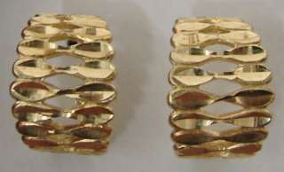 Beautiful 14K Gold Huggie Earrings 5.0g  